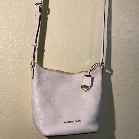 Michael Kors Handbags - Michael Kors crossbody handbag